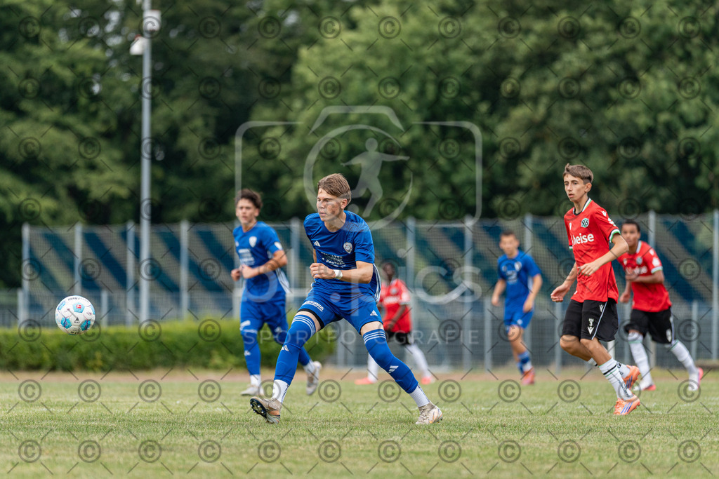 _DSC8353 | Professionelle Fußball- und Sportfotografie. Spielbilder online ansehen und kaufen – Einzelbilder oder komplette Galerien in hoher Qualität. - Realisiert mit Pictrs.com
