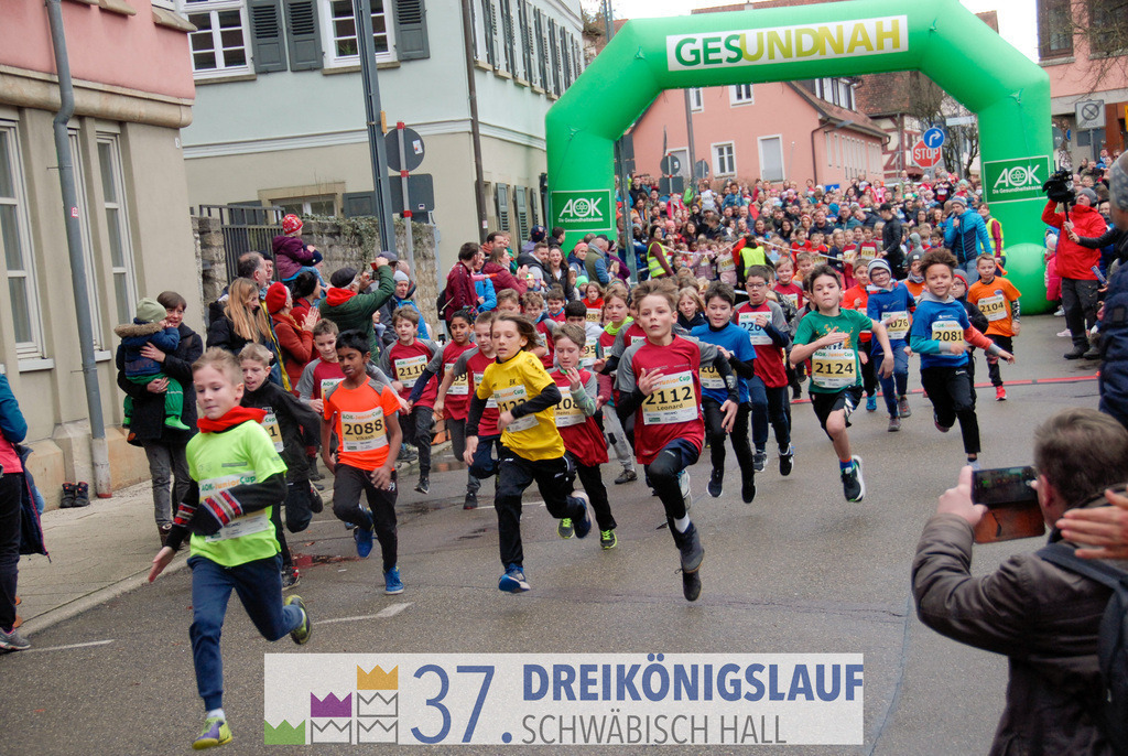 AOK JuniorCup 400m | 3Koenigslauf 2023 - Realisiert mit Pictrs.com