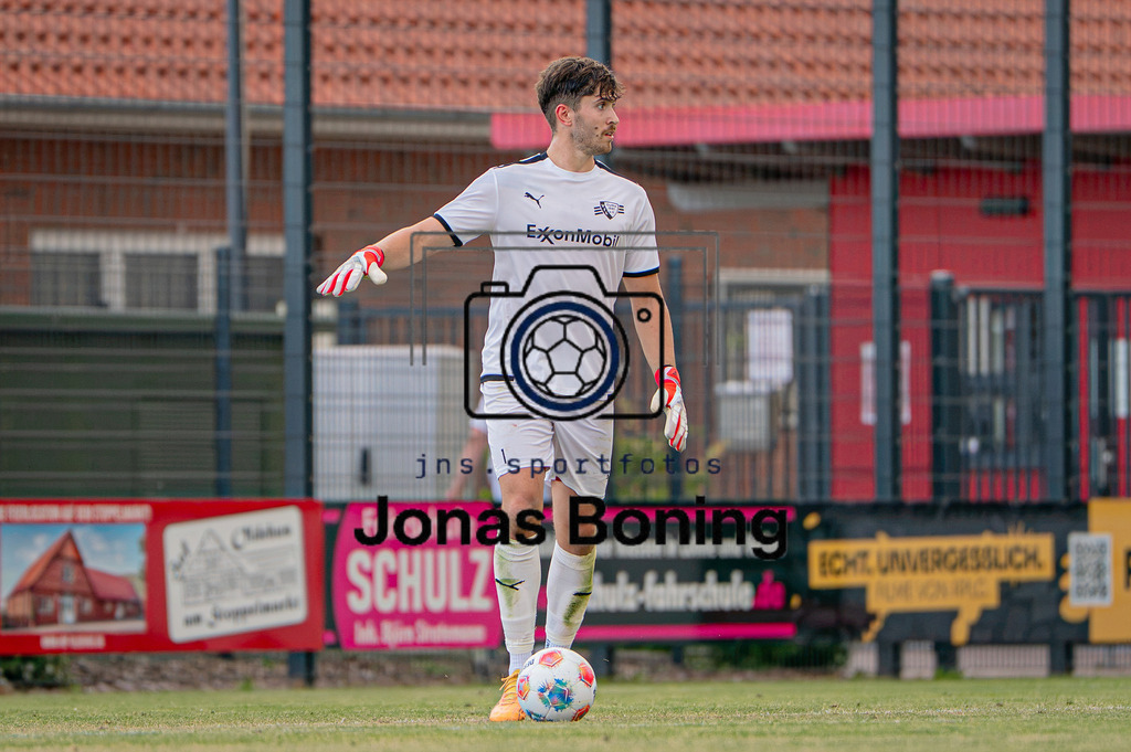 Fußball I Herren I Saison 2026-2027 I Testspiel  I VFL Oythe - VFL Stenum I 3246 | jns.sportfotos - Realisiert mit Pictrs.com