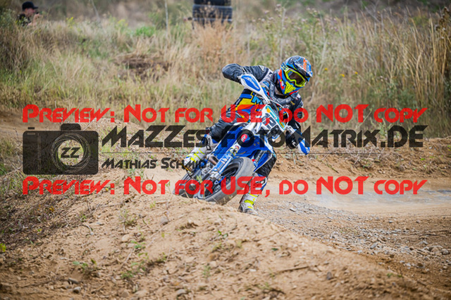 MaZZes_FotoMatrix_220813_5413 | UE40