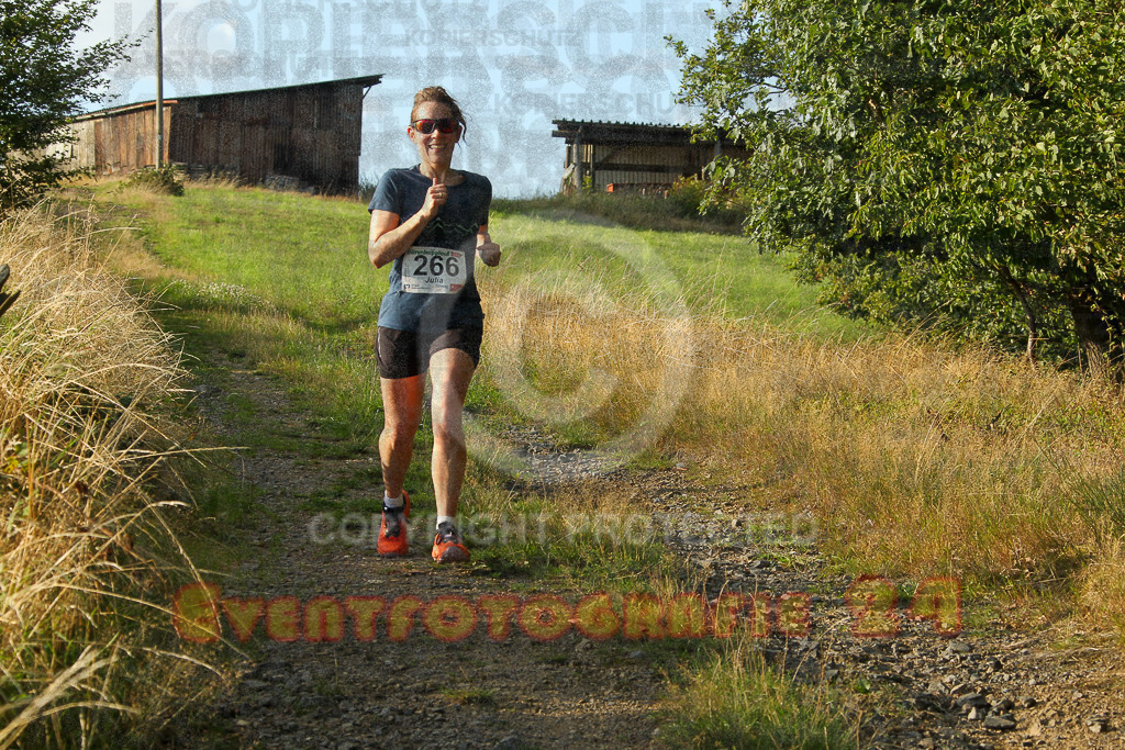 250801_1920_EV4_8548 | Sportfotografie im Rhein-Sieg Kreis, Köln, Bonn, NRW, Rheinland Pfalz, Hessen, etc. Unser Tätigkeitsfeld umfasst den Laufsport vom Volkslauf über den Marathon, Duathlon, Triathon bis zum Ultralauf wie Kölnpfad Ultra oder Schindertrail.