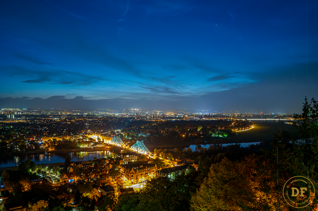 3532-TopTop-no-Signum | Geschenke, Wandbilder und Accessoires mit Motiven aus Dresden und anderen schönen Orten zur Verschönerung Deines zu Hauses und zum verschenken gewünscht? Wähle Deine Lieblingsbild auf dem Produkt Deiner Wahl. 