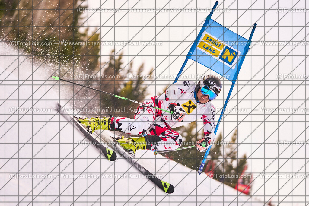 ALP1072_MastersCup-RTL-II_LKHF_Schachinger Heinz | NÖ Raiffeisen MastersCup, Jugend - Damen - Herren, Riesentorlauf-Rennen 2 auf der Fuchswaldpiste in Lackenhof am Ötscher, durchführender Verein: Schiklub Lackenhof, So 9. Februar 2025.