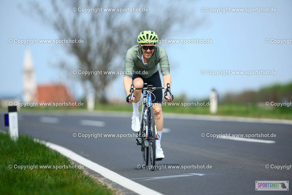 752_TRA56900 | Neusiedlersee Radmarathon 2026@sportshot_your_pictrs #yourpictures#roadtowm2029 #nrm #neusiedlerseeradmarathon #neusiedlersee #neusiedlerseetourismus #burgenland #mörbisch #nrm26 #burgenlandtourismus #voglundco #poweredbyburgenlandtourismus #radsport #rad #marathon #ucigranfondo #visitburgenland #ucigranfondoworldseries