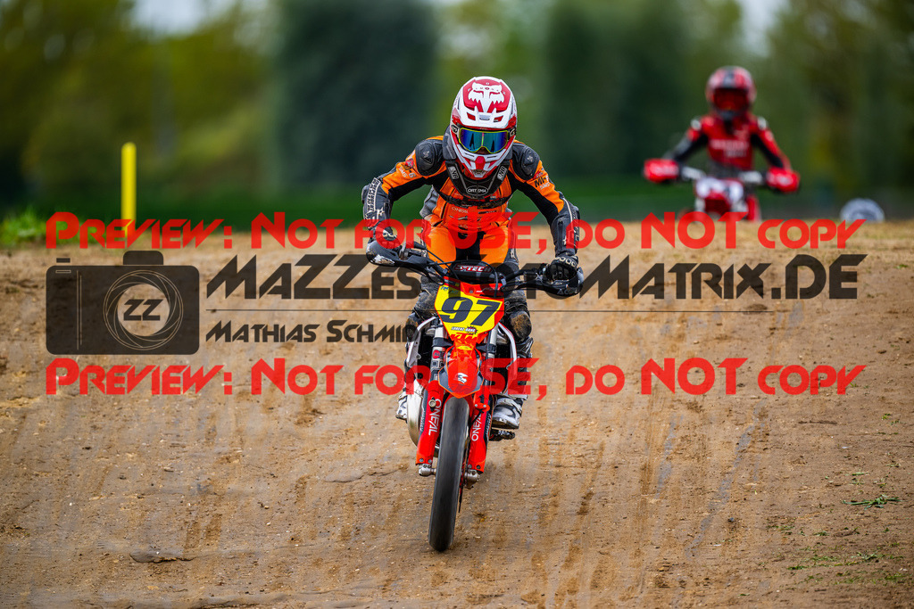 MaZZes_Fotomatrix_20240929_6007705_8163 | S4