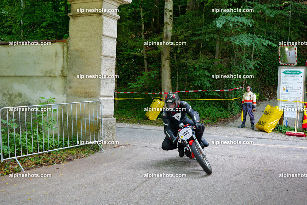 P1014920 | Erleben Sie atemberaubende, hochqualitative Fotos Ihrer Fahrt entlang der malerischen Alpenstraßen. Besuchen Sie alpineshots.com, um professionelle Aufnahmen Ihrer unvergesslichen Reise zu finden und zu kaufen - Realisiert mit Pictrs.com