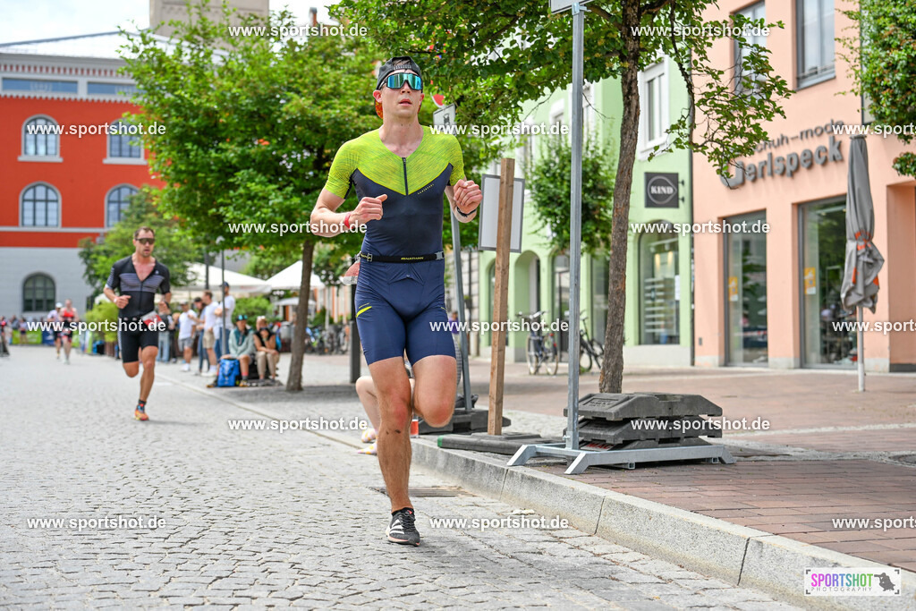 SZI_6337 | Stadttriathlon Erding 2025. #yourpictrs #sportshot_your_pictrs @Sportshotphotography #stadttriathlonerding Copyright: www.sportshot.de