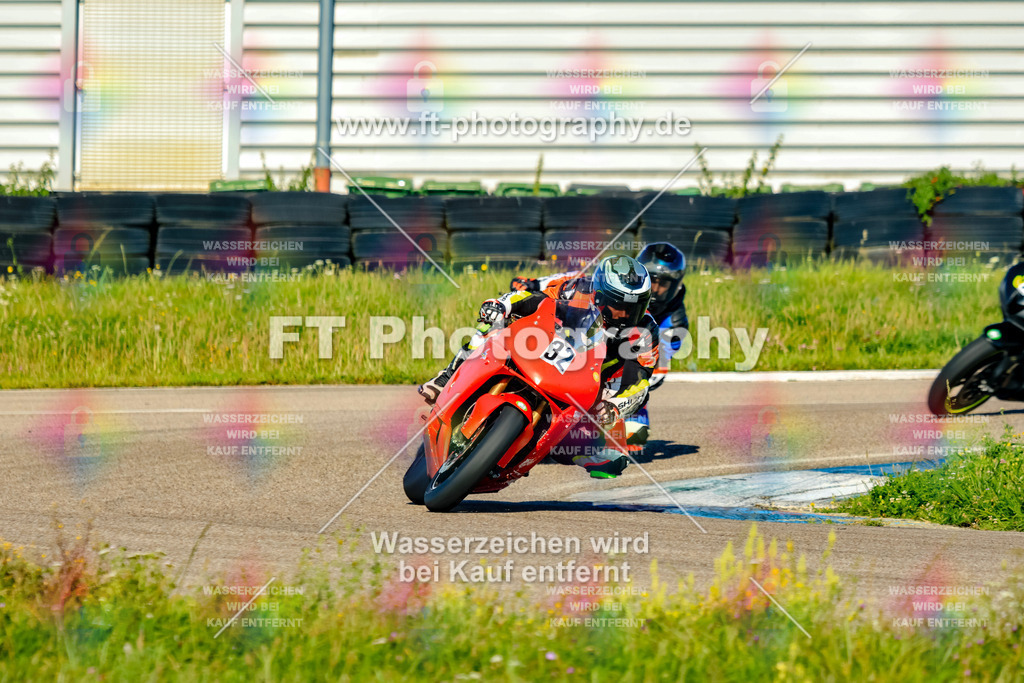 032-1420 | Hier findet Ihr Bilder von Touristenfahrten auf der Nürburgring Nordschleife oder von anderen Veranstaltungen die ich besucht habe. Viel Spass beim Durch Schauen 