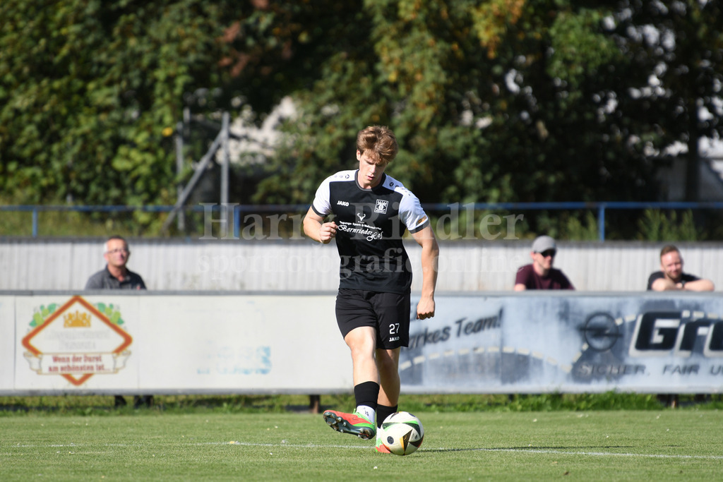 SpVgg Plattling : SpVgg GW Deggendorf | Ha-Ri; Sportfotografie Ha-Ri; Sporfotografie Harry Rindler; Sport Deggendorf; Sportbilder Deggendorf; Sportfotos Deggendorf; Sportfotos Niederbayern; Sportbilder Niederbayern; Amateursport Niederbayern; Bayern;  - Realisiert mit Pictrs.com