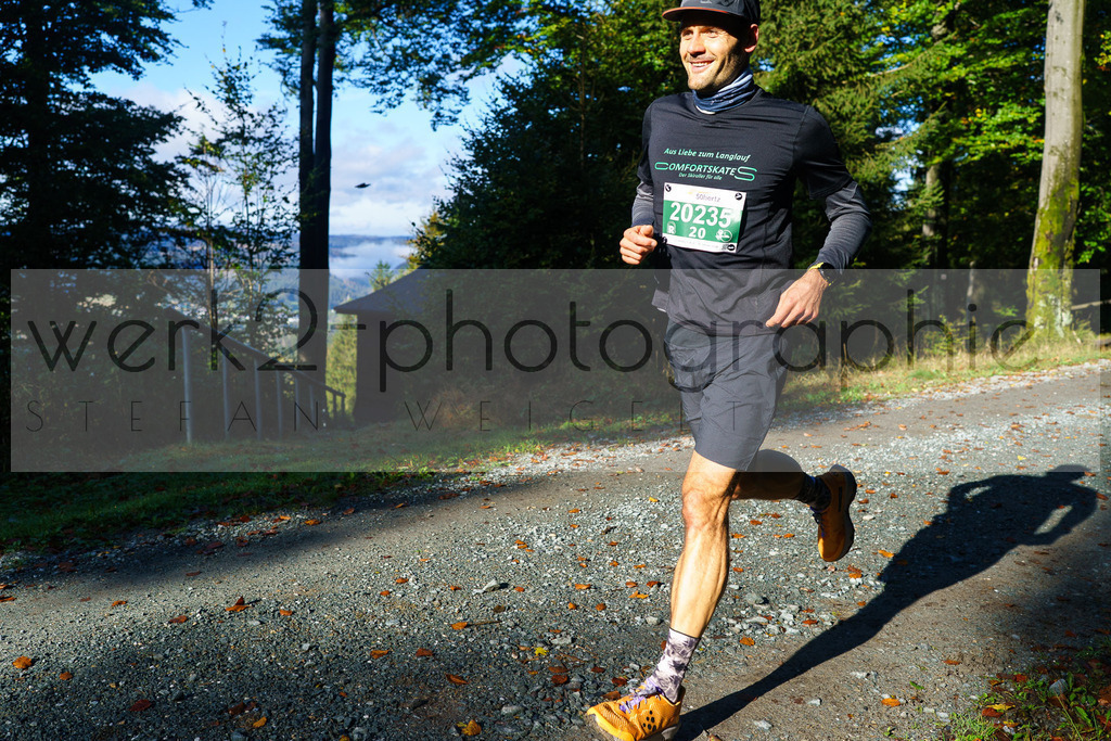 Herbstlauf 2024 | Rennsteig-Herbstlauf von Neuhaus am Rennweg nach Masserberg am 6. Oktober 2024