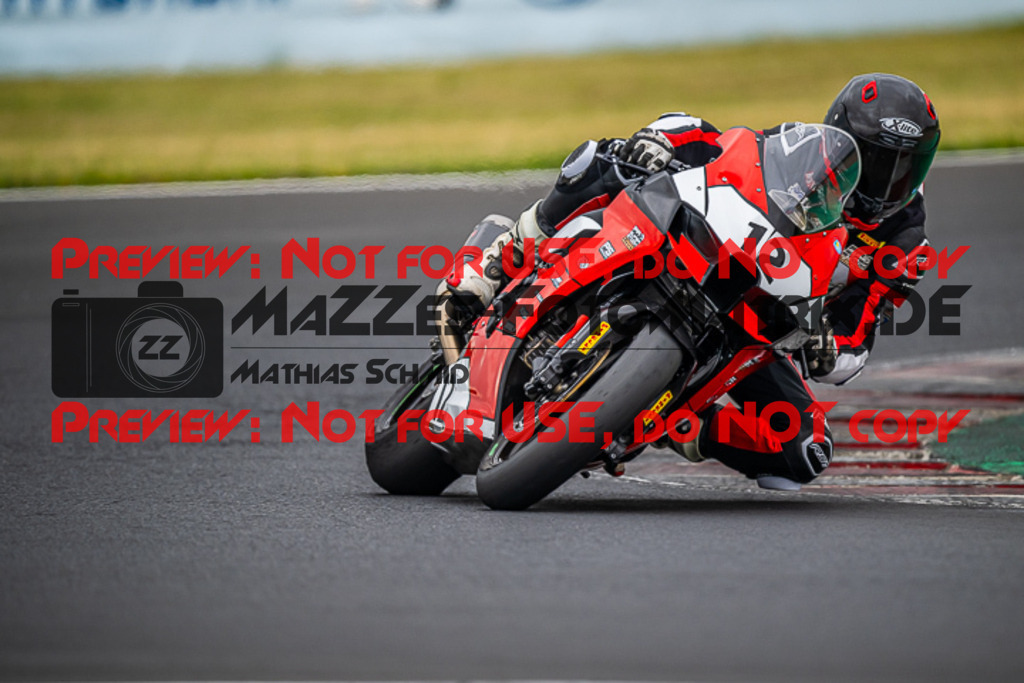 MaZZes_Fotomatrix_20230623_6007705_9633 | PRO SUPERSTOCK