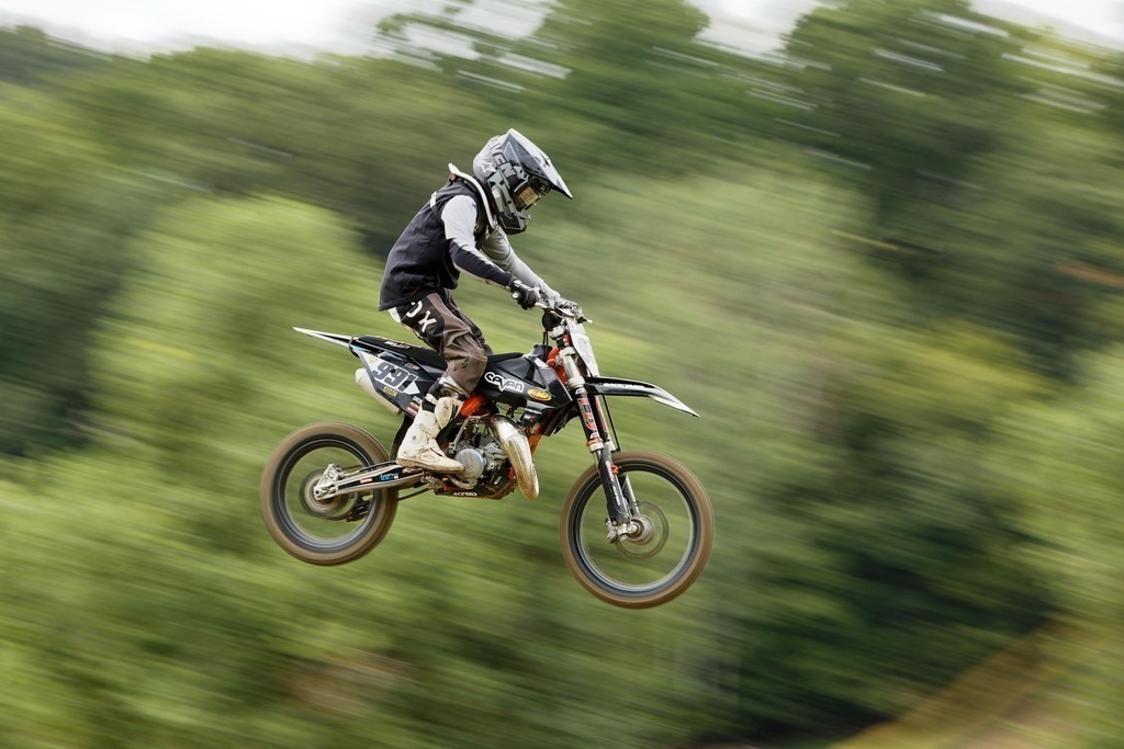 Motocross_Gerstetten_250802_5914 | Fotopresso – Sportfotografie in Heidenheim & Umgebung. Professionelle Sportfotografie für unvergessliche Momente. Dynamische Action-Shots, emotionale Szenen & hochwertige Bilder. - Realisiert mit Pictrs.com