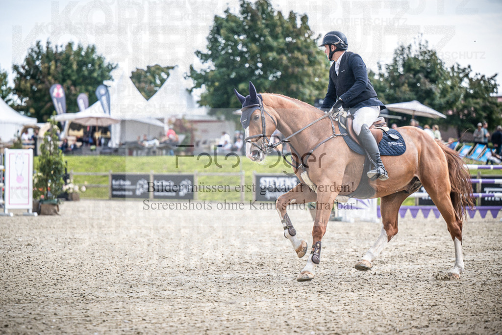 DOS_5246 | Entdecke hochwertige Reitturnierfotos von Foto Oger. Professionell, emotional und authentisch – jetzt Lieblingsmomente im Shop bestellen.Deutschlandweite Turnierfotografie. - Realisiert mit Pictrs.com