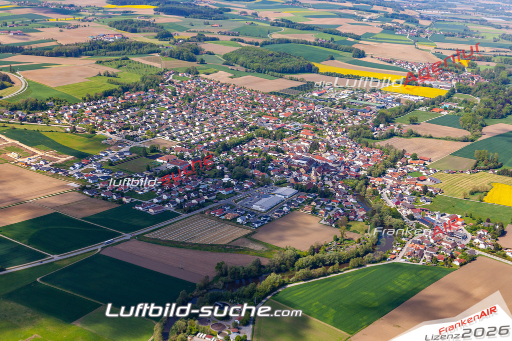 aktuelles Luftbild von  Eichendorf  - Luftaufnahme wurde 2019 von https://frankenair.de mittels Flugzeug (keine Drohne) erstellt.