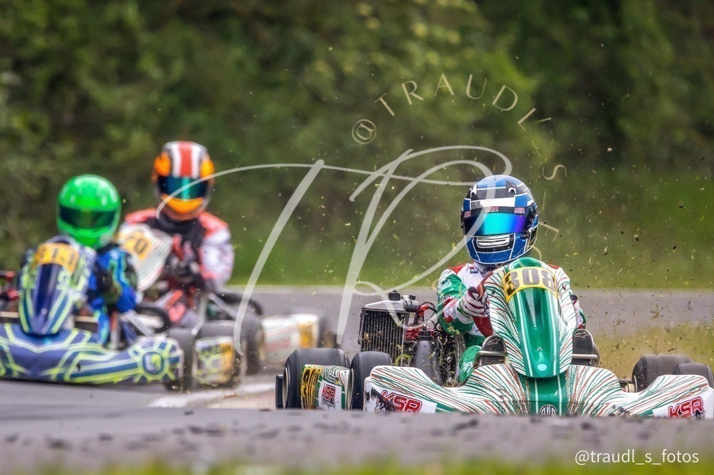 EB9BBD73-3A5A-4A0B-AC95-6029F390972D | traudl_s_fotos