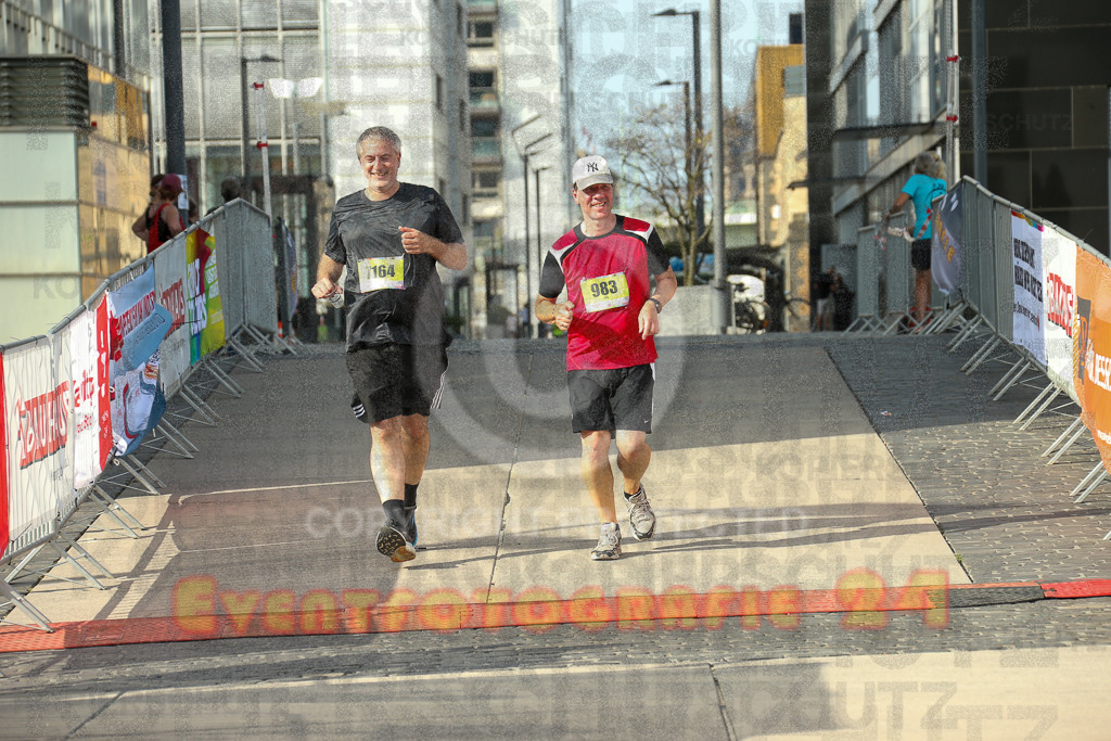 250920_1553_EX1_0789 | Sportfotografie im Rhein-Sieg Kreis, Köln, Bonn, NRW, Rheinland Pfalz, Hessen, etc. Unser Tätigkeitsfeld umfasst den Laufsport vom Volkslauf über den Marathon, Duathlon, Triathon bis zum Ultralauf wie Kölnpfad Ultra oder Schindertrail.