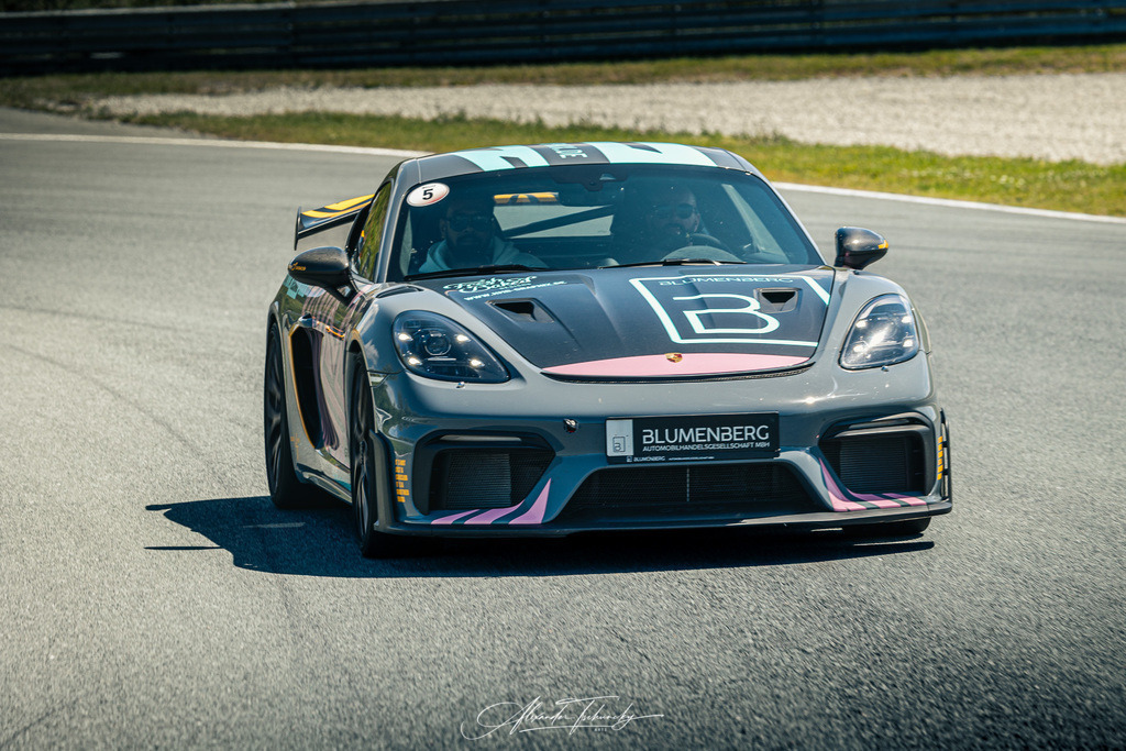 R6AT3903 _Alexander Tschuncky | Entdecken Sie die faszinierende Welt von Alexander Tschuncky Arts: Kreative Fotografie, atemberaubende Automobilkunst und hochwertiger Bilderdruck. Lassen Sie sich inspirieren! - Realisiert mit Pictrs.com