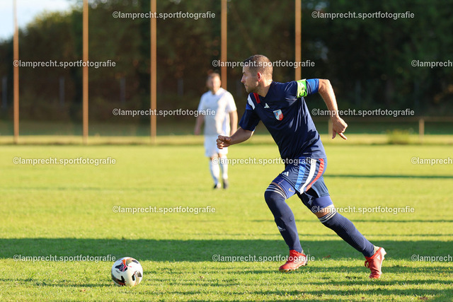 Fußball I Herren I Saison 2025-2026 I Kreisklasse A Süd-Ost I 6. Spieltag I SG Scharbeutz-Pönitz - VfL Bad Schwartau I 13.09.2025.104 | Chris Ruppert (31, SG Scharbeutz/Pönitz) - Realisiert mit Pictrs.com