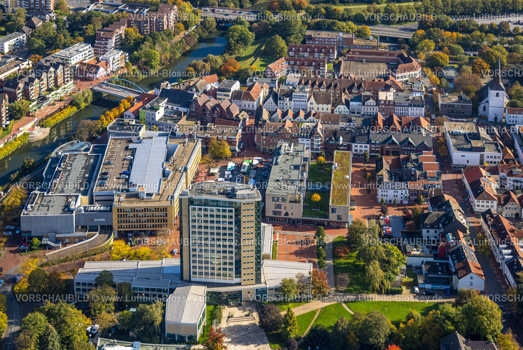 Luenen241012136 | Luftbild, Innenstadt City, Rathaus Stadtverwaltung Hochhaus, Europaplatz und Willy-Brandt-Platz, Einkaufszentrum Markt, Lünen, Ruhrgebiet, Nordrhein-Westfalen, Deutschland