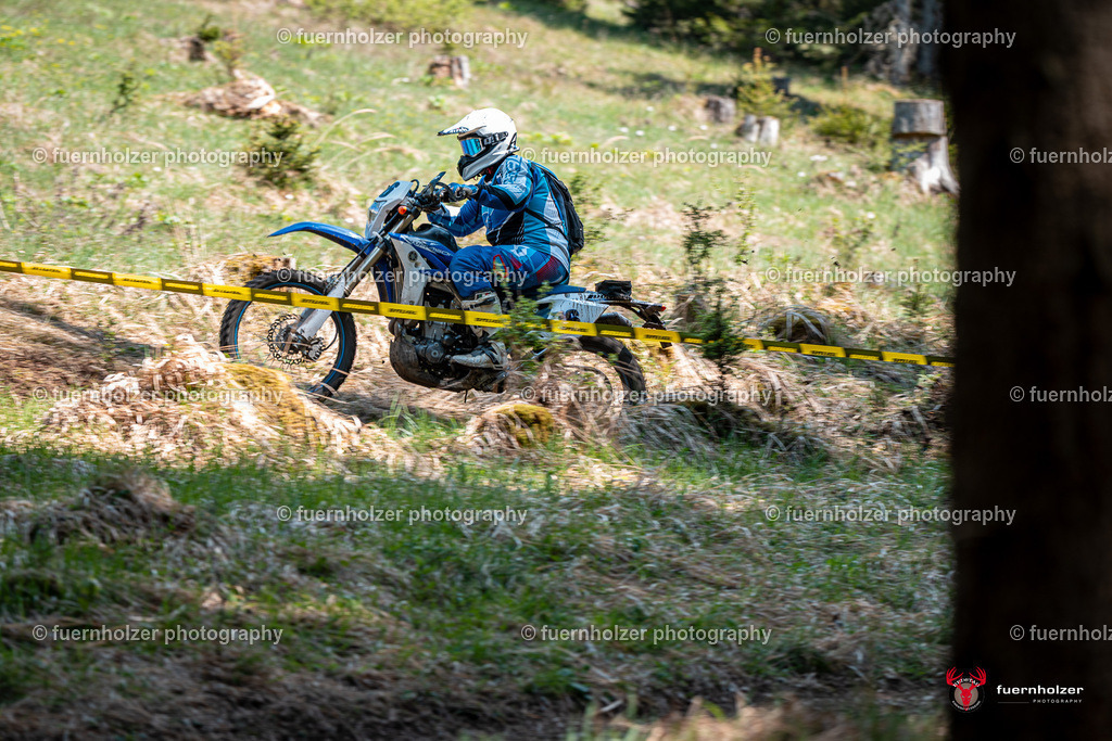 fuernholzer_250501-C2-337 | Fotografische Impressionen von der Red Stag Enduro Extreme by fuernholzer-photography.com. Endurosport in Österreich fotografisch festgehalten von fuernholzer. Auftragsfotografie für Private, Gewerbefotos und Industriefotografie. Eventfotografie, Sportfotografie und Motorsportfotografie. Anbieter von Fotoworkshops, Fototraining, fotografischen Vorträgen und Fotoseminaren.