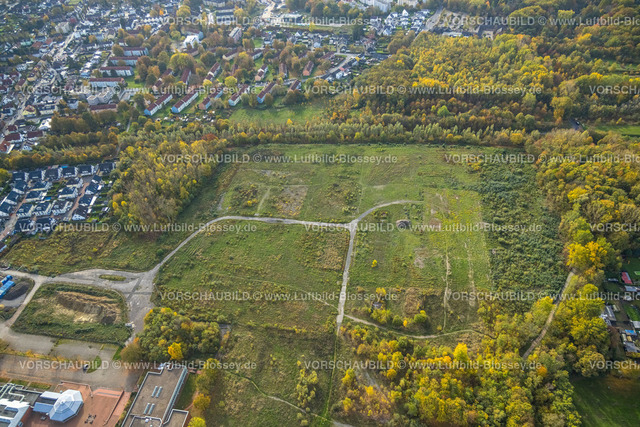 Bergkamen221012949 | Luftbild, Grüne Wiese, Gedenkpark Schacht Grimberg Grubenunglück, Weddinghofen, Bergkamen, Ruhrgebiet, Nordrhein-Westfalen, Deutschland