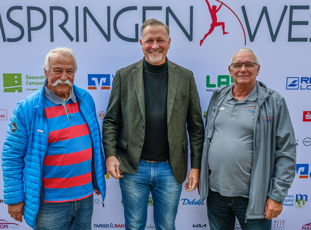 top-top.de 240913-034 | Foto, Video, Fotografie, Videografie, Fotobox, DJ, Discjockey, Musik, Musikbox, Veranstaltung, Photobooth, Amazon, Ebay, Buchtipp, Bestseller, Autor, Verlag, Buch, Wesel, Hamminkeln, NRW, Dinslaken, Rees, Drohne, Hochzeit, Party, Fotobox, Wesel, Fotograf