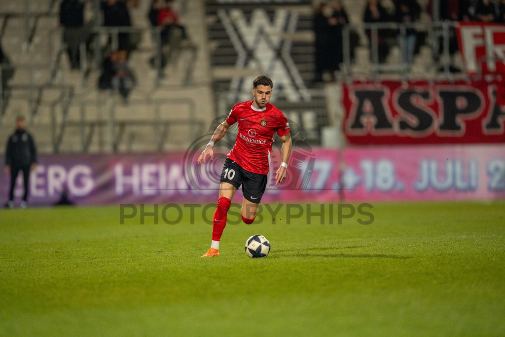SG Sonnenhof Grossaspach vs. TSV Steinbach Haiger, Fussball, Regionalliga Suedwest, 25. Spieltag, 20.03.2026 | Mert Tasdelen (SG Sonnenhof Großaspach, #10),SG Sonnenhof Grossaspach vs. TSV Steinbach Haiger, Fussball, Regionalliga Suedwest, 25. Spieltag, 20.03.2026Foto: photosbyphips/Philip Ziegler