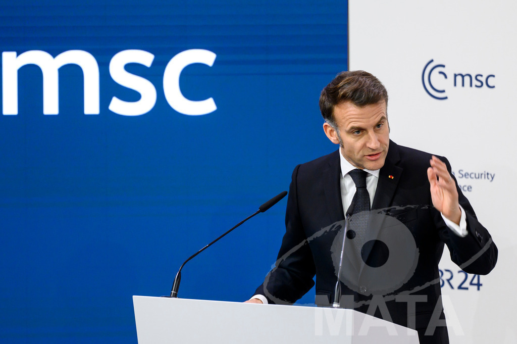 _DWI3923 | MATA IndoCon - Realisiert mit Pictrs.com