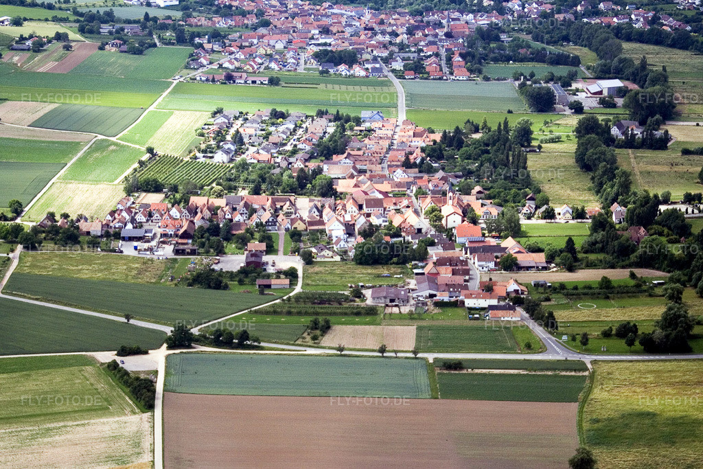 Luftbild: Ortsansicht von Süden im Ortsteil Mühlhofen in Billigheim-Ingenheim im Bundesland Rheinland-Pfalz in Deutschland. Foto: IMG_11207.jpg vom 14.06.2008 durch Werner Riehm/FLY-FOTO.de