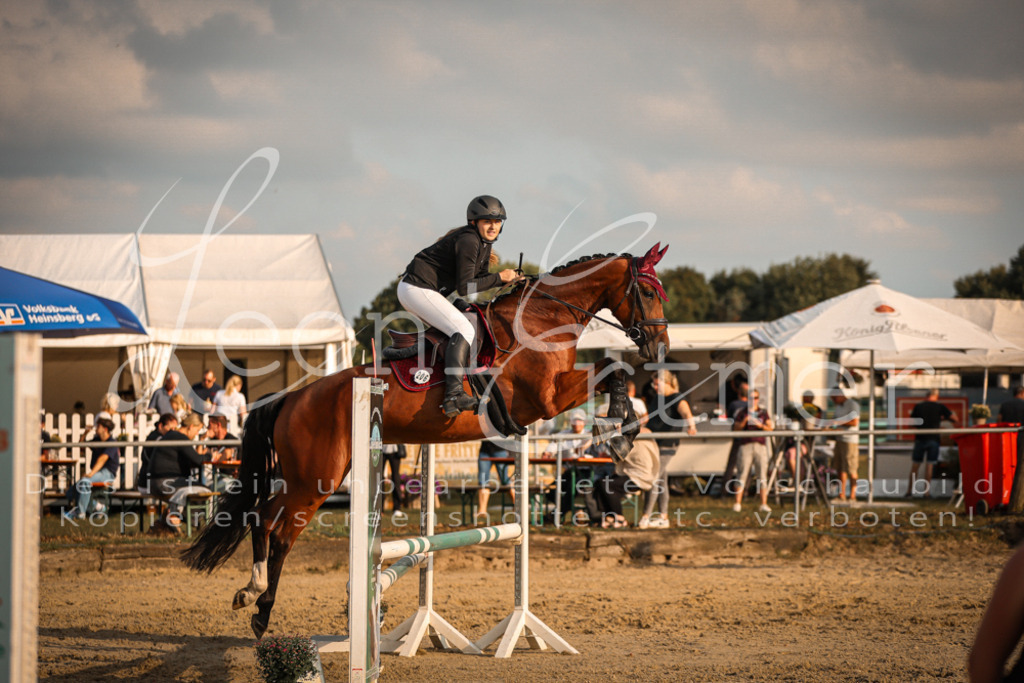 08.FrSpE00207 | Leoni Ertmer Photography - Realisiert mit Pictrs.com