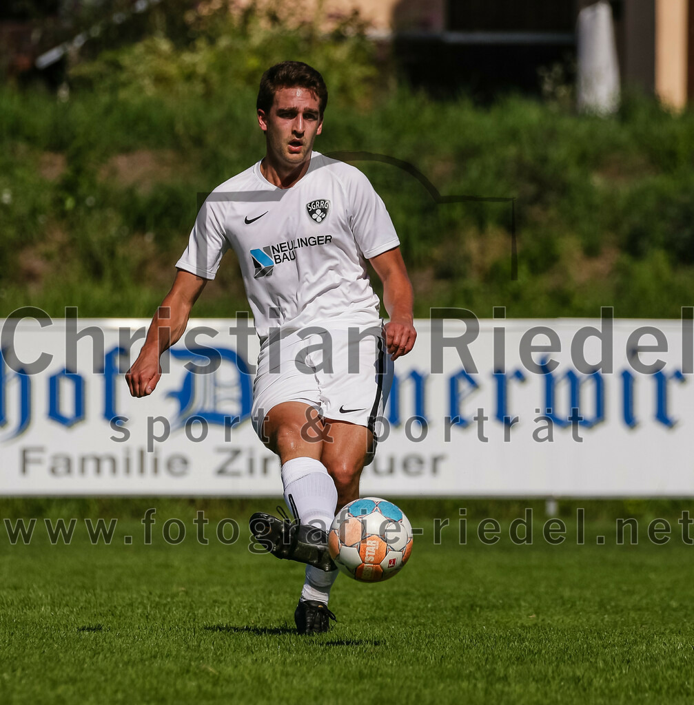2023-08-19_111_FC_Moosinning_gegen_SV_Reichertsheim | Moosinning, Deutschland, 19.08.2023:
Fußball, Bezirksliga Oberbayern Ost 2023 / 2024, 5. Spieltag, FC Moosinning gegen SV Reichertsheim, Endergebnis: 0:4

Josef Holzhammer (SV Reichertsheim, #6)

Foto: Christian Riedel / fotografie-riedel.net