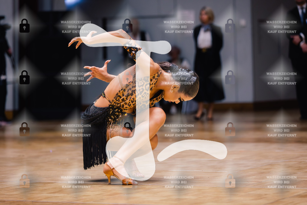 GOC 2025 - WDSF Solo Junior II Latin Female - 2025-08-21-8604 | Webshop for digital downloads and prints of dance sport, event & show photographer Julian Link - Realisiert mit Pictrs.com