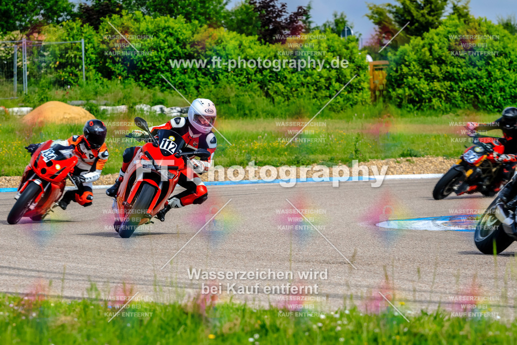 MotoTeam-8653 | Hier findet Ihr Bilder von Touristenfahrten auf der Nürburgring Nordschleife oder von anderen Veranstaltungen die ich besucht habe. Viel Spass beim Durch Schauen 
