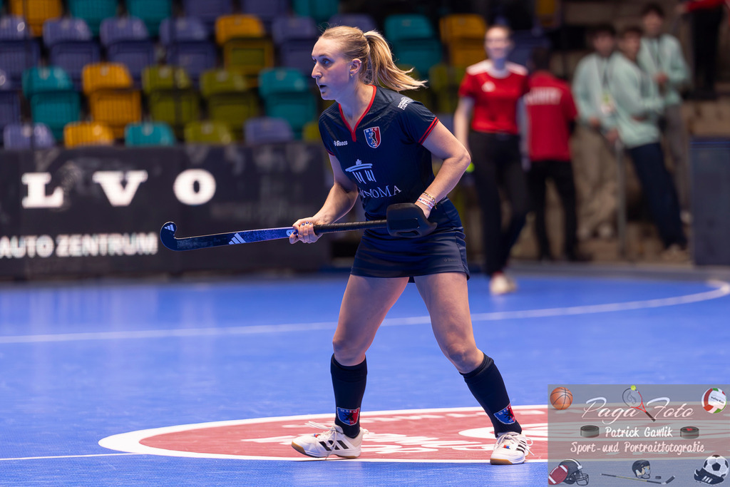 Volvo E.R.B. Final 4 Halbfinale Frauen: Der Club an der Alster - Berlienr HC, 25.01.2025 | Benedetta Marie Wenzel (Berliner HC #21), Freisteller, Portrait, Porträt, Der Club an der Alster - Berlienr HC, Frankfurt, Süwag Arena, 25.1.2025 - Realisiert mit Pictrs.com