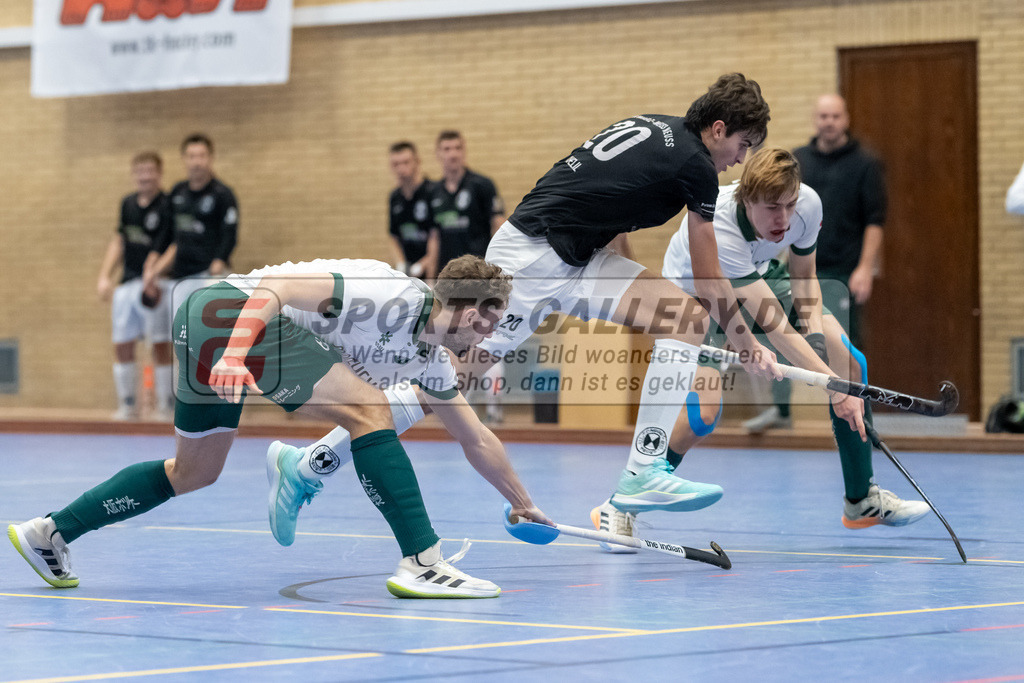 SFE_20231217_0093 | Neuss, Deutschland, 17.12.2023: Samir Khelil (SW Neuss) in Aktion waehrend des Spiels der Halle 1. Bundesliga Herren zwischen SW Neuss vs Uhlenhorst Mülheim im Stadionhalle (SW Neuss) am 17.12.2023 in Neuss, Deutschland. (Foto von Stephan Fehrmann)

Neuss, Germany, 17.12.2023: Samir Khelil (SW Neuss) in action during the game of Halle 1. Bundesliga Herren between SW Neuss vs Uhlenhorst Mülheim in Stadionhalle (SW Neuss) at 17.12.2023 in Neuss, Deutschland. (Foto von Stephan Fehrmann)