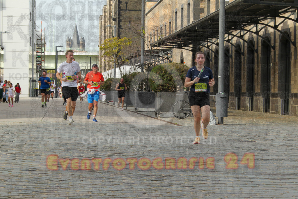 250920_1525_EV4_8756 | Sportfotografie im Rhein-Sieg Kreis, Köln, Bonn, NRW, Rheinland Pfalz, Hessen, etc. Unser Tätigkeitsfeld umfasst den Laufsport vom Volkslauf über den Marathon, Duathlon, Triathon bis zum Ultralauf wie Kölnpfad Ultra oder Schindertrail.