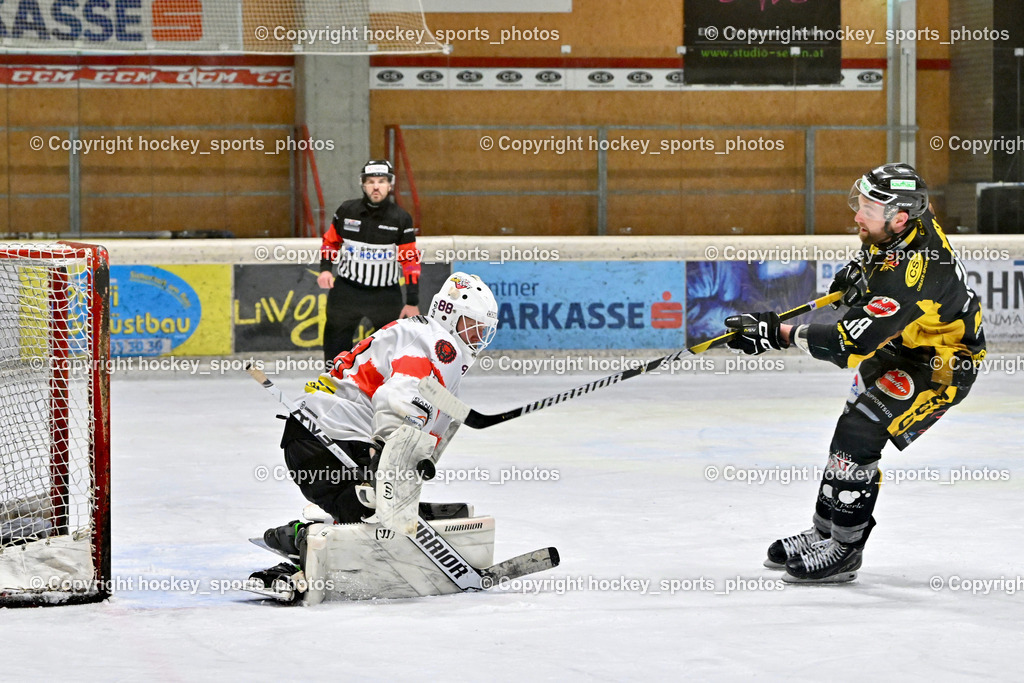 EC MET PHOTOVOLTAIK HORNETS SPITTAL vs. EV ZELTWEG MURTAL LIONS | #88 Mocher Paul EV ZELTWEG MURTAL LIONS, #38 Zorec Marco EC Hornets Spittal, EC MET PHOTOVOLTAIK HORNETS SPITTAL vs. EV ZELTWEG MURTAL LIONS, EC MET PHOTOVOLTAIK HORNETS SPITTAL vs. EV ZELTWEG MURTAL LIONS am 08.02.2026 in Spittal an der Drau (Eissportzentrum Spittal), Austria, (Photo by Bernd Stefan)