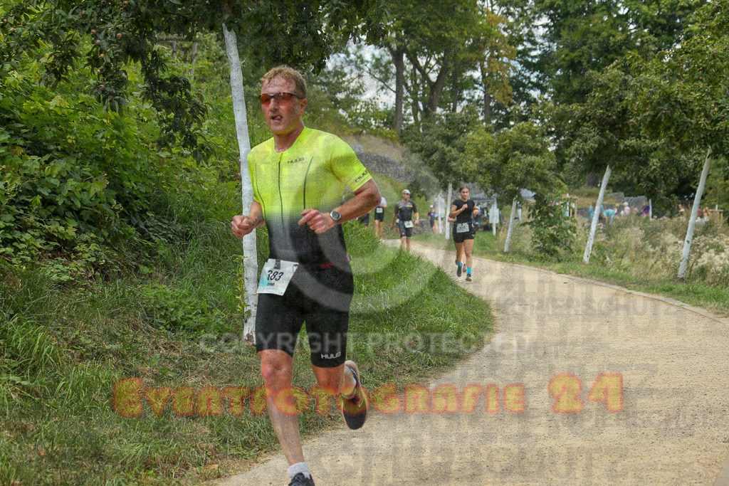250824_1344_EX1_3508 | Sportfotografie im Rhein-Sieg Kreis, Köln, Bonn, NRW, Rheinland Pfalz, Hessen, etc. Unser Tätigkeitsfeld umfasst den Laufsport vom Volkslauf über den Marathon, Duathlon, Triathon bis zum Ultralauf wie Kölnpfad Ultra oder Schindertrail.