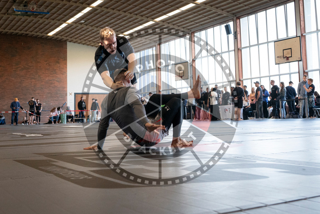 20240309PBB7122 | Fighters compete during the International Luta Livre (ILLCS) Spring Championship in Hannover, Germany, on March 9, 2024.