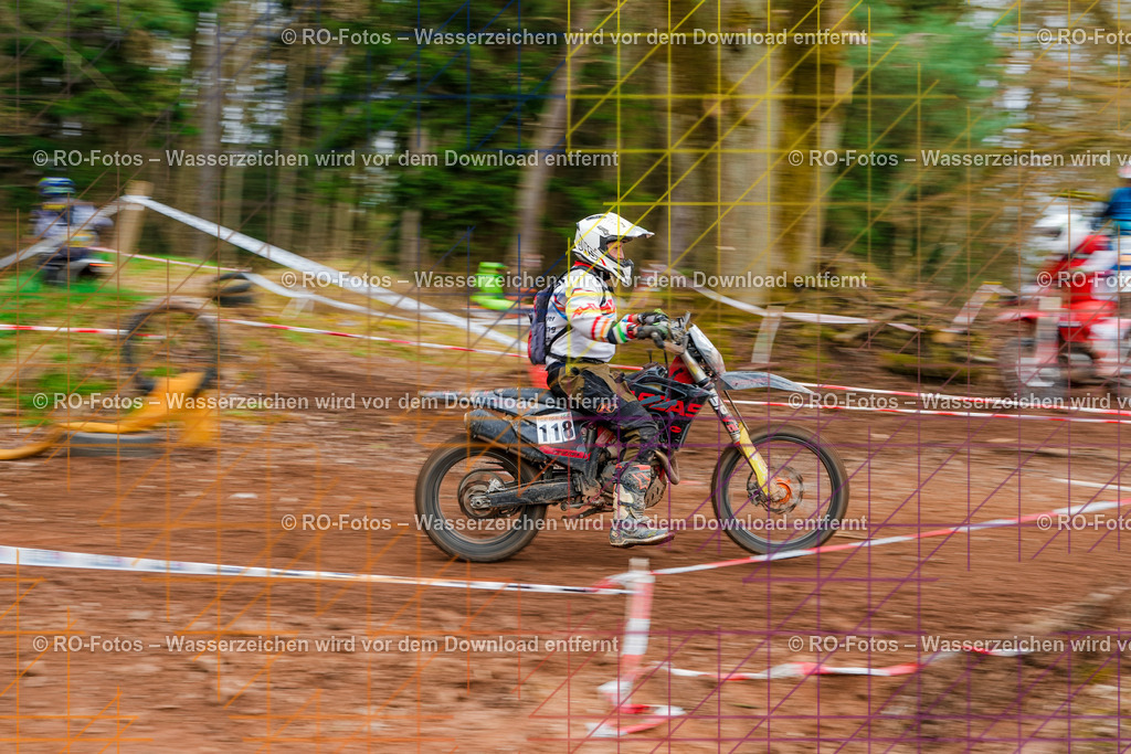 4 Lauf Mernes-1328 | Sportfotografie von RO-Fotos: Motorsport, Motocross, Enduro, Laufveranstaltungen und Triathlon. Professionelle Fotos von Sportlern und Events. - Realisiert mit Pictrs.com