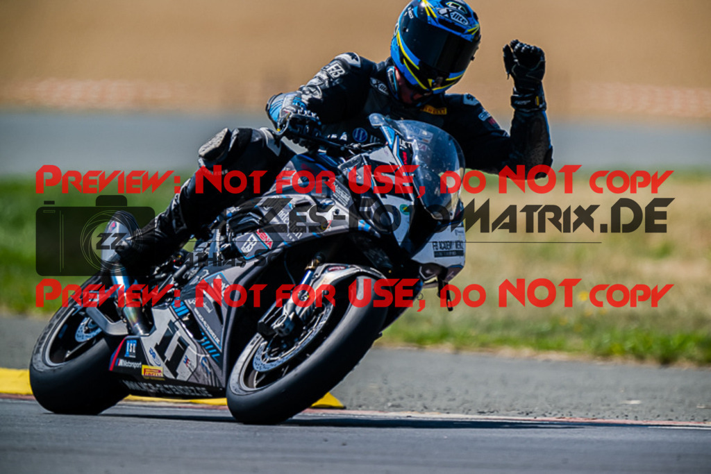 MaZZes_FotoMatrix_220722_3544 | IDM1000