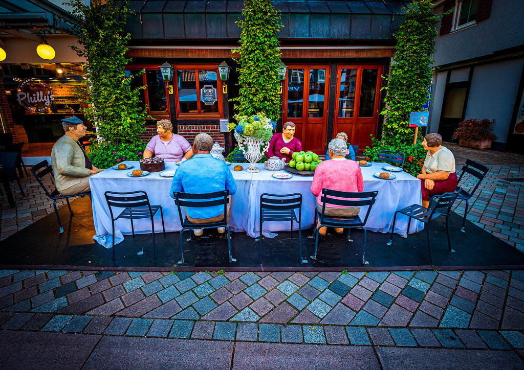 01_Altagsmenschen_Tafel | Alltagsmenschen - Tafel - Realisiert mit Pictrs.com