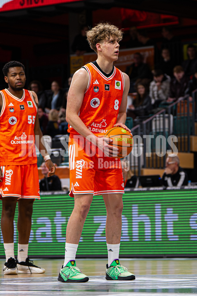 Basketball I Herren I Saison 2025-2026 I ProB Nord I 21. Spieltag I Rasta Vechta II - Iserlohn Kangaroos I 3022 | Moritz Grüß (8, RASTA Vechta II) - Realisiert mit Pictrs.com