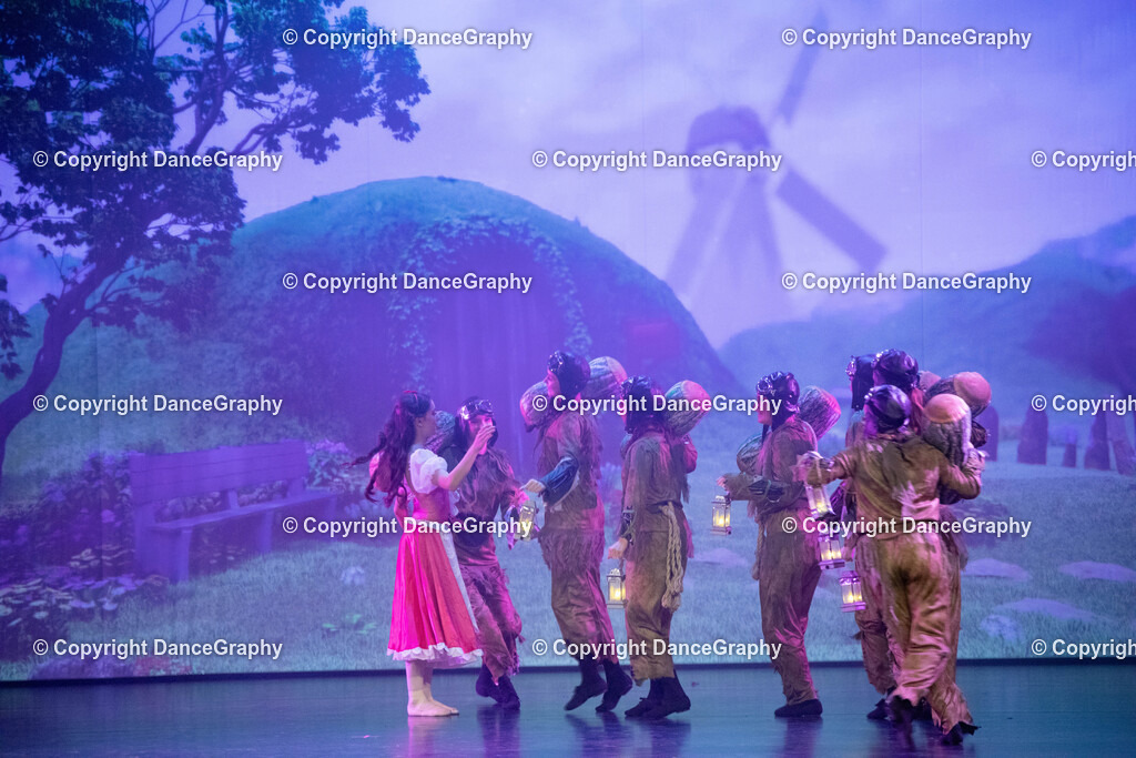 GPHY2096 | DanceGraphy - Realisiert mit Pictrs.com