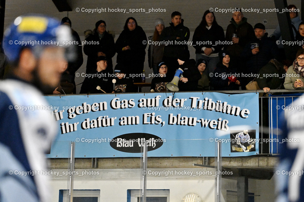 ESC SOCCERZONE STEINDORF vs. 1. EHC ALTHOFEN | ESC Steindorf Fans, ESC SOCCERZONE STEINDORF vs. 1. EHC ALTHOFEN, ESC SOCCERZONE STEINDORF vs. 1. EHC ALTHOFEN am 28.02.2025 in Steindorf (Ossiachersee Halle), Austria, (Photo by Bernd Stefan)