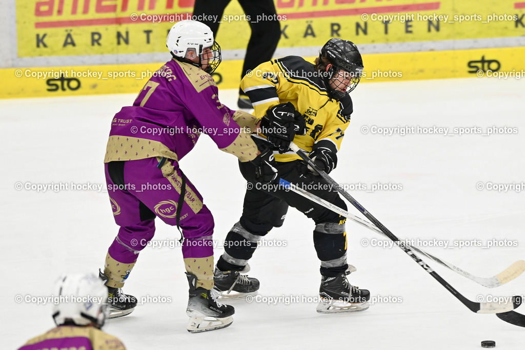 EC Kellerberg vs. EC Arnoldstein | #37 Pirker Luca EC Kellerberg, #77 Cecon Igor EC Arnoldstein, EC Kellerberg vs. EC Arnoldstein, EC Kellerberg vs. EC Arnoldstein am 03.02.2025 in Villach (Stadthalle Villach), Austria, (Photo by Bernd Stefan)