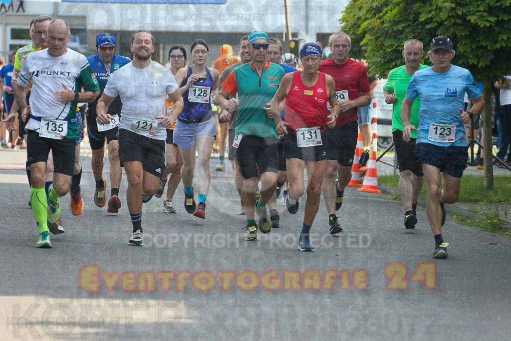 230804_1805_EX1_3657 | Sportfotografie im Rhein-Sieg Kreis, Köln, Bonn, NRW, Rheinland Pfalz, Hessen, etc. Unser Tätigkeitsfeld umfasst den Laufsport vom Volkslauf über den Marathon, Duathlon, Triathon bis zum Ultralauf wie Kölnpfad Ultra oder Schindertrail.