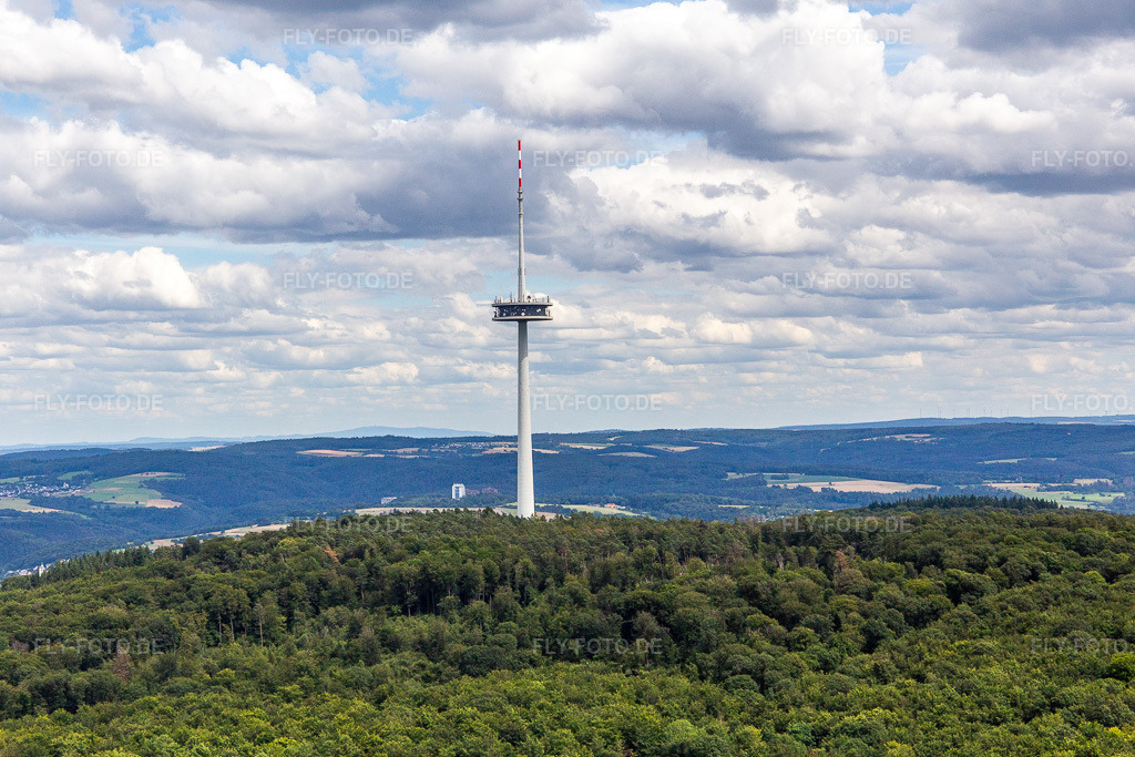 Luftbild: Fernmeldeturm Kühkopf im Ortsteil Karthäuserhofgelände in Koblenz im Bundesland Rheinland-Pfalz in Deutschland. Foto: IMG_142094.jpg vom 07.07.2024 durch Werner Riehm/FLY-FOTO.de