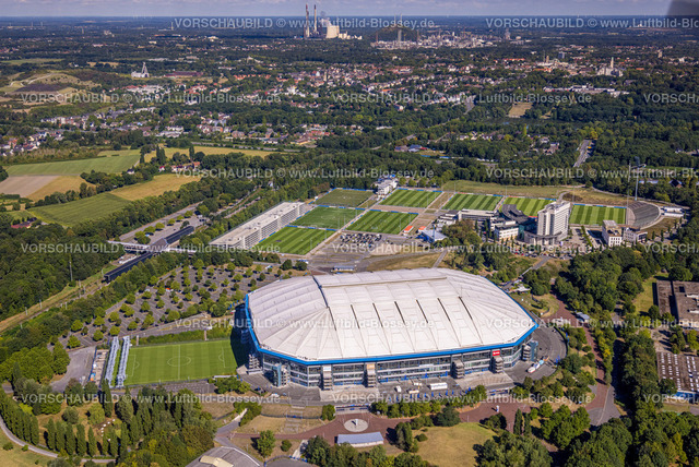 Gelsenkirchen220801562Buer | Luftbild, VELTINS-Arena, Bundesligastadion des Fußballvereins FC Schalke 04, Erle, Gelsenkirchen, Ruhrgebiet, Nordrhein-Westfalen, Deutschland