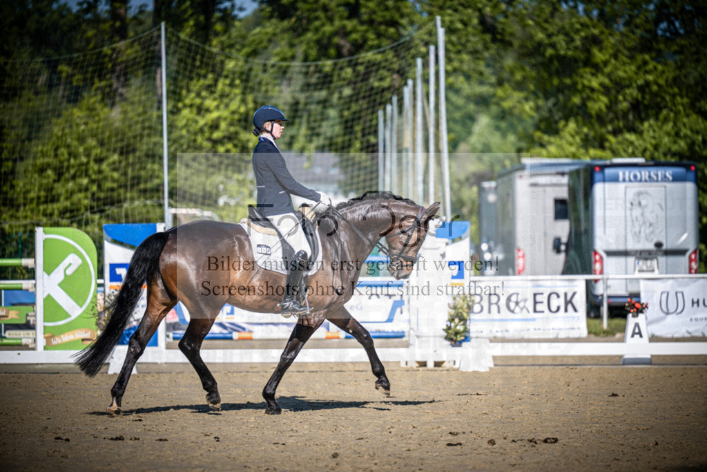 DOS_2480 | Reitturnier Venne - Realisiert mit Pictrs.com